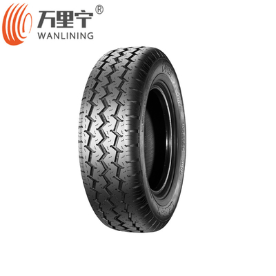 중국에서 215 60개 R17 225 60개 R17  중국 SUV 타이어 상등품 타이어